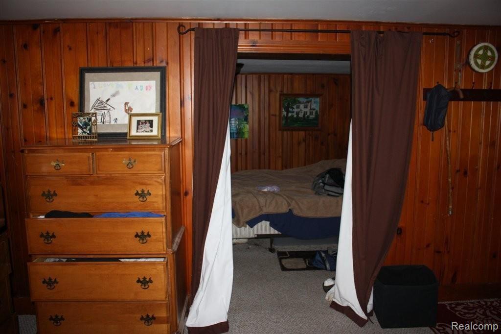 663 Fisher Road Grosse Pointe, MI 48230 - Photo 24 of 27 465.JPG