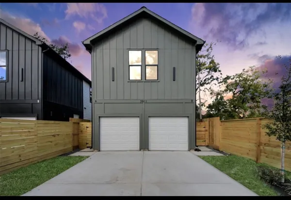 $2,000 | 7911 Lynette Street, Unit A, Houston, TX 77028