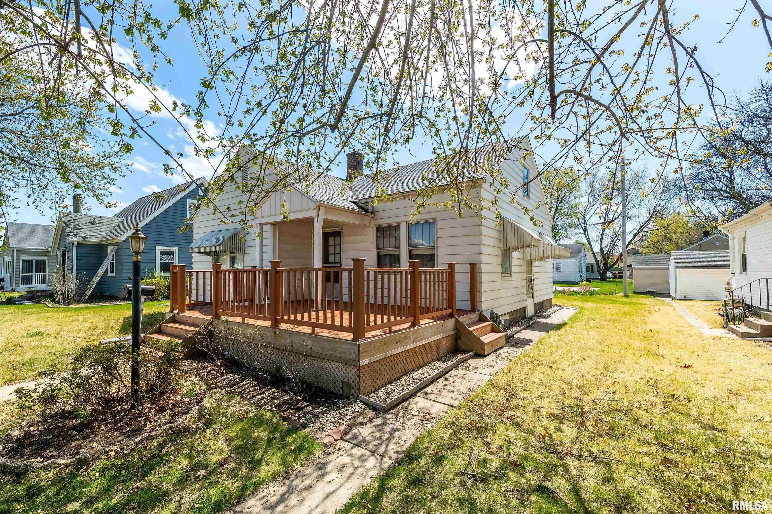 1508 Maple Lane Moline, IL 61265 - Photo 4 of 21 Gallery Image 4