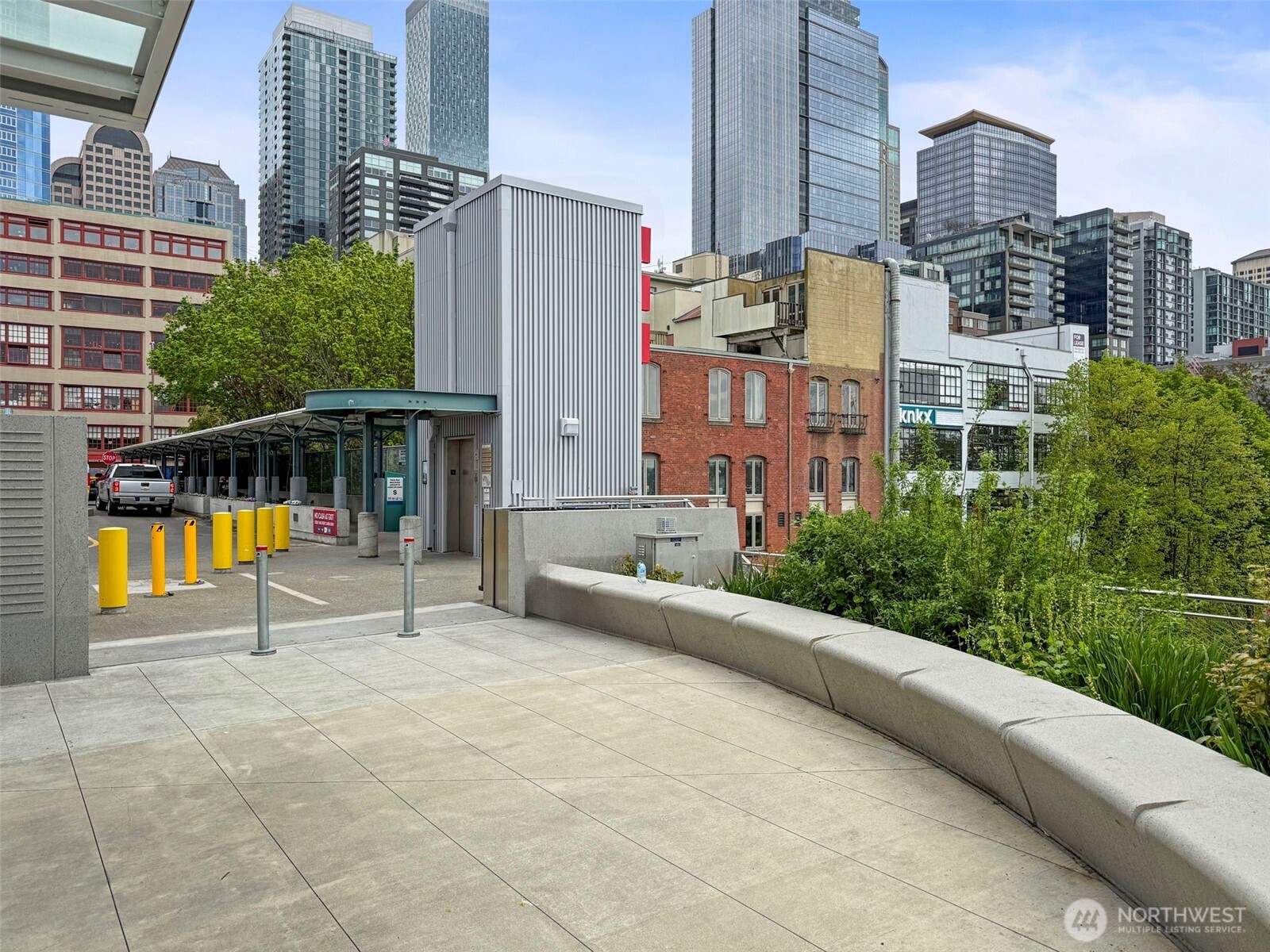 1507 Western Avenue, Unit R203 Seattle, WA 98101 - Photo 32 of 32