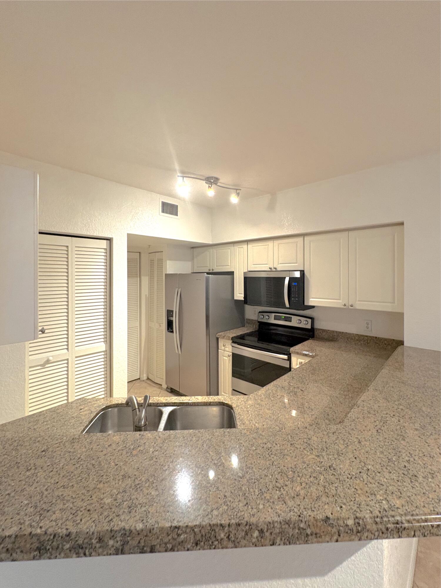 6540 West Sample Road, Unit 6540 Coral Springs, FL 33067 - Photo 5 of 27 IMG_6230