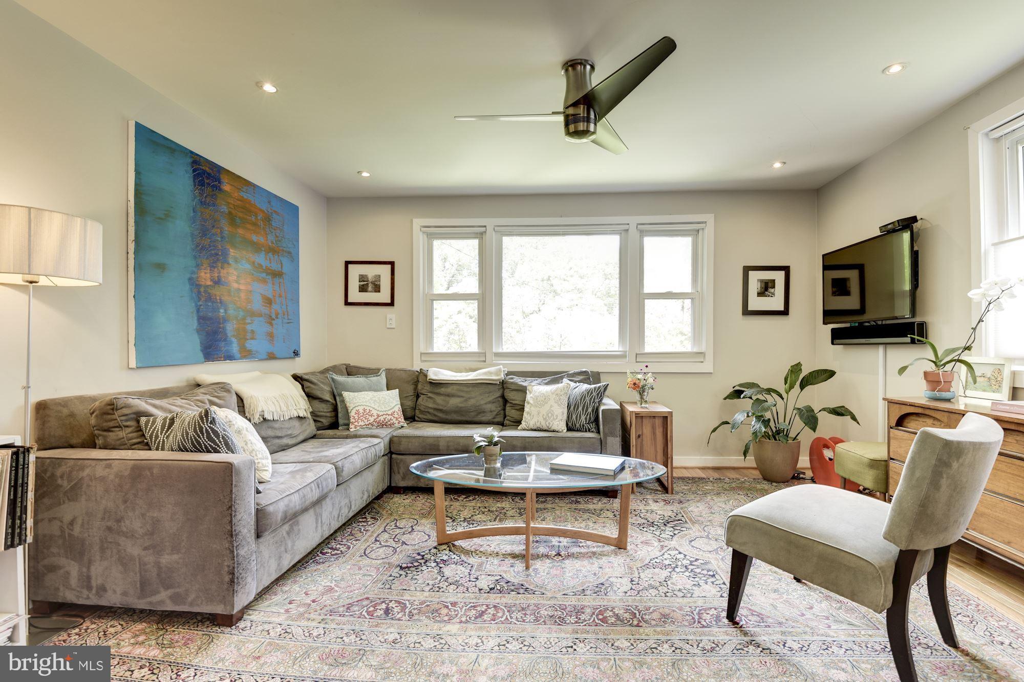 3208 Rittenhouse Street Northwest Washington, DC 20015 - Photo 5 of 21 Gallery Image 5