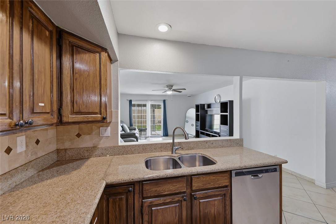 3068 South Topaz Road Las Vegas, NV 89121 - Photo 11 of 31