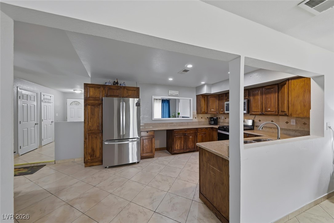 3068 South Topaz Road Las Vegas, NV 89121 - Photo 13 of 31