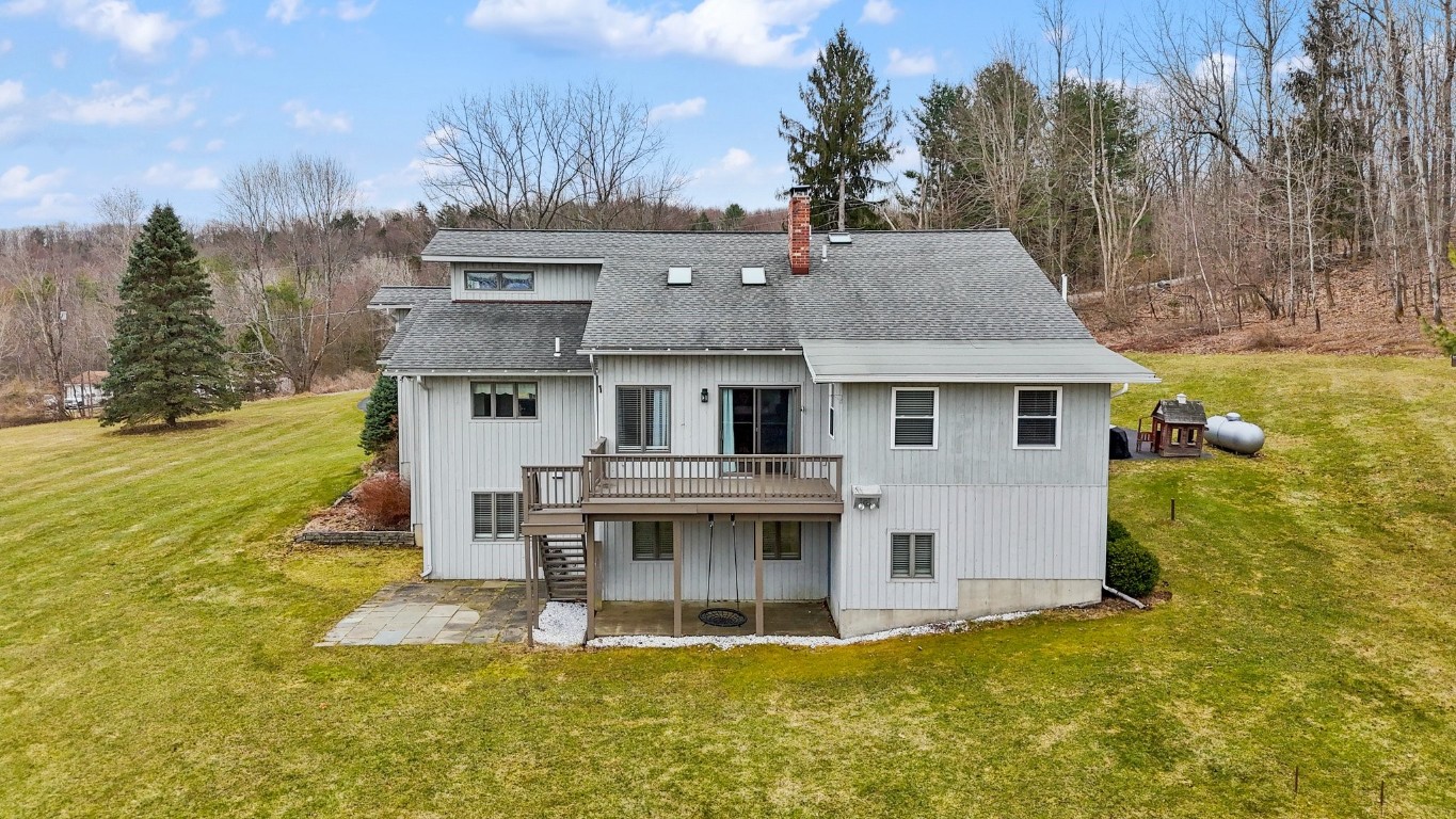 29 West Hill Road Vestal, NY 13850 - Photo 3 of 50