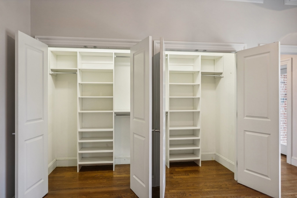 1471 Beacon Street, Unit 2 Brookline, MA 02446 - Photo 14 of 20