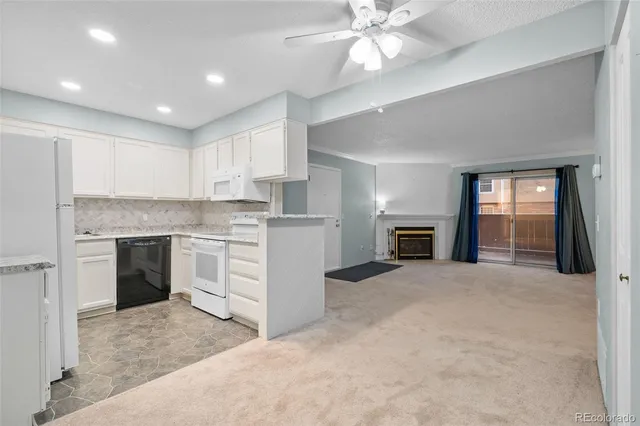 $325,000 | 3330 South Ammons Street, Unit 10101, Lakewood, CO 80227