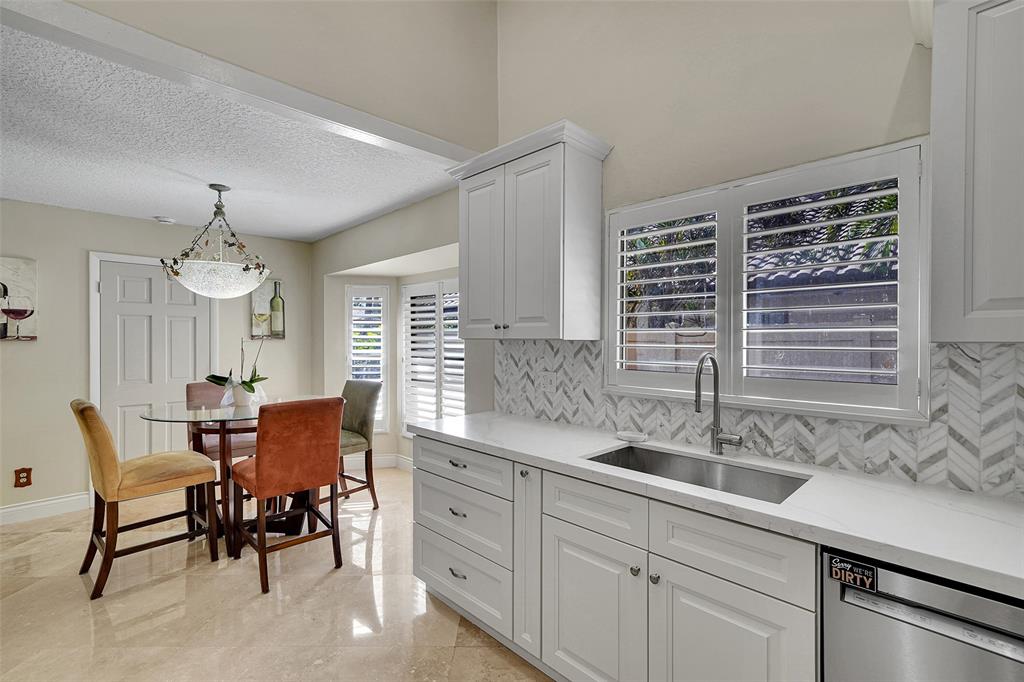 1581 Northwest 100th Way Plantation, FL 33322 - Photo 24 of 53