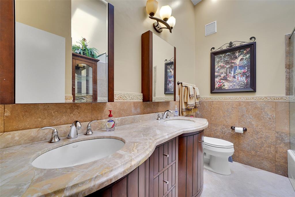 1581 Northwest 100th Way Plantation, FL 33322 - Photo 35 of 53