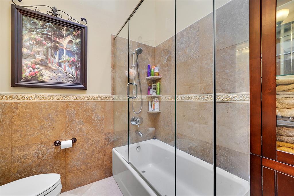 1581 Northwest 100th Way Plantation, FL 33322 - Photo 36 of 53