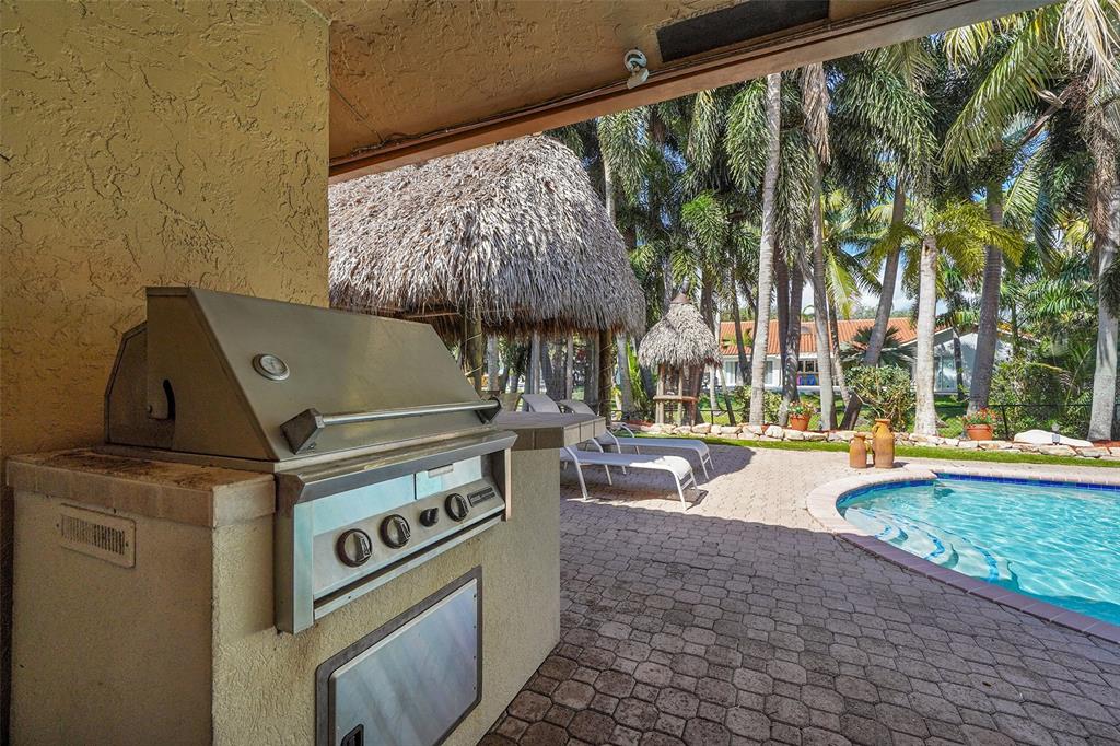 1581 Northwest 100th Way Plantation, FL 33322 - Photo 38 of 53