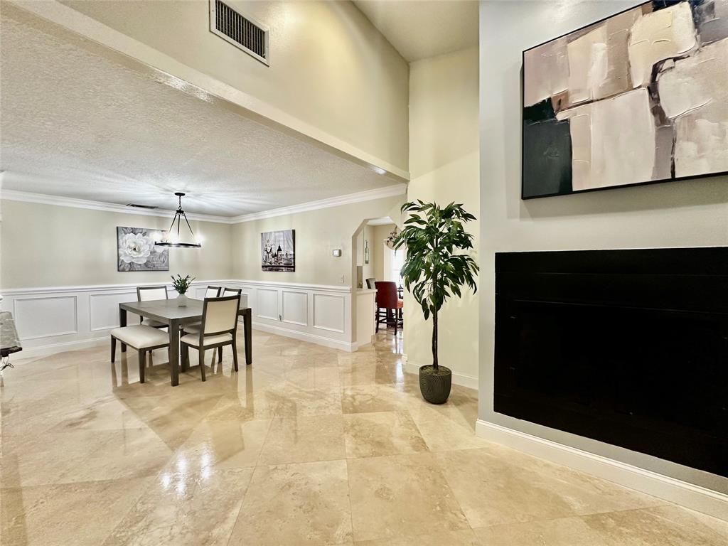 1581 Northwest 100th Way Plantation, FL 33322 - Photo 9 of 53