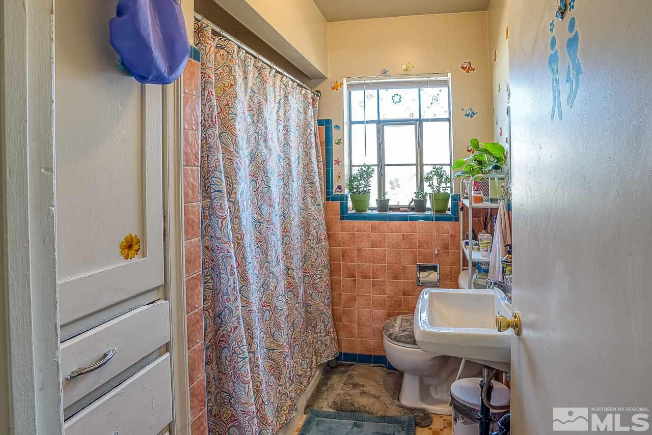 555 West 10th Street Reno, NV 89503 - Photo 11 of 23 Photo 11