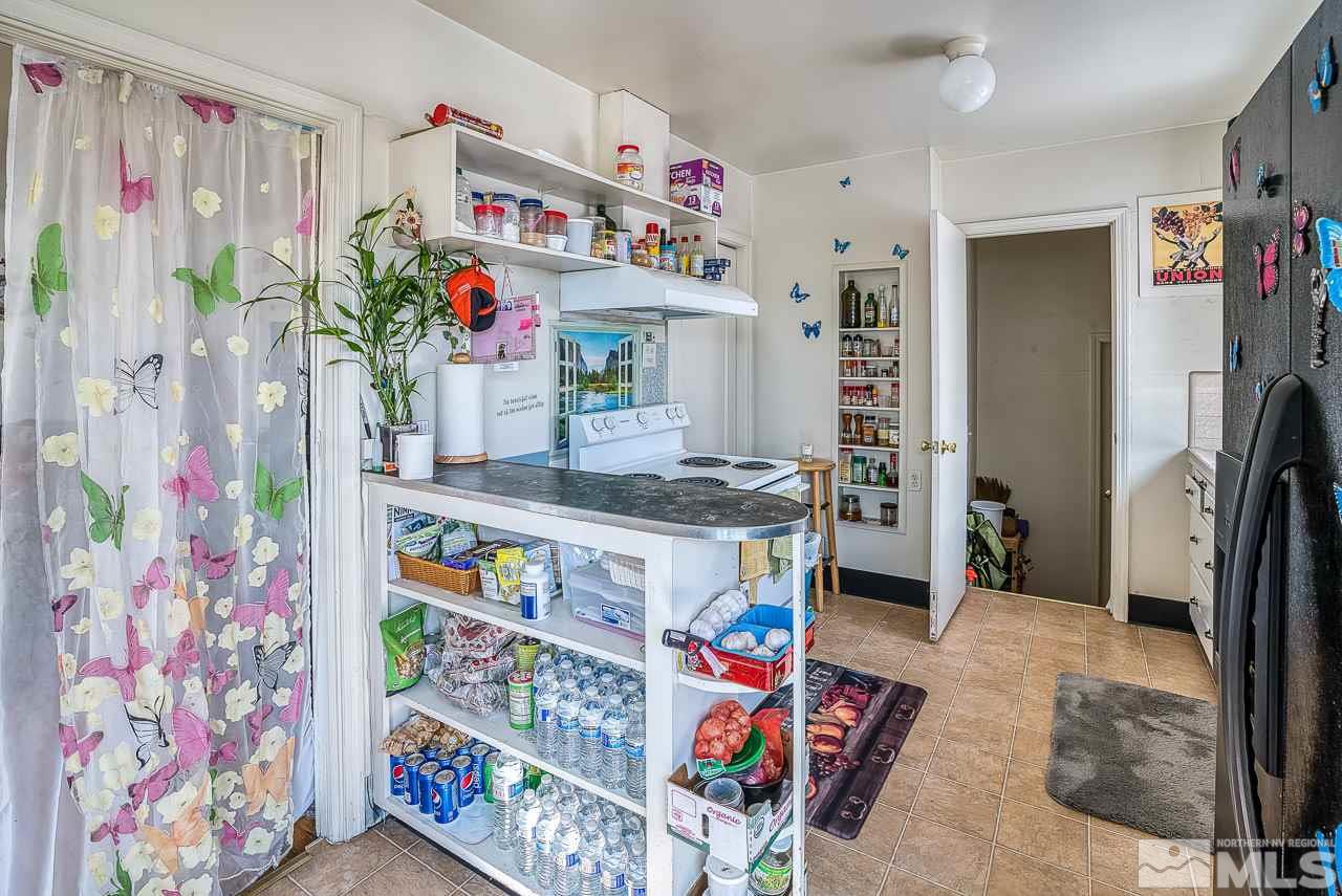 555 West 10th Street Reno, NV 89503 - Photo 5 of 23 Photo 5