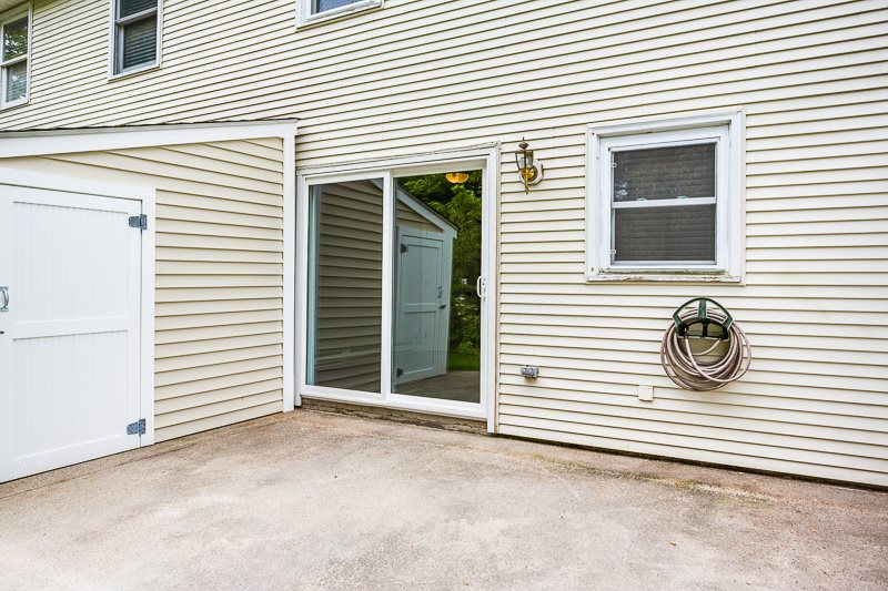 1025 South Mammoth Road, Unit 2 Manchester, NH 03109 - Photo 22 of 28