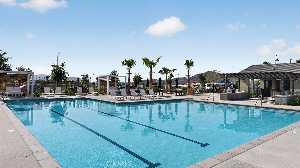 19253 Monticello Grv Way Riverside, CA 92507 - Photo 12 of 16 Highgrove Town Center Amenities