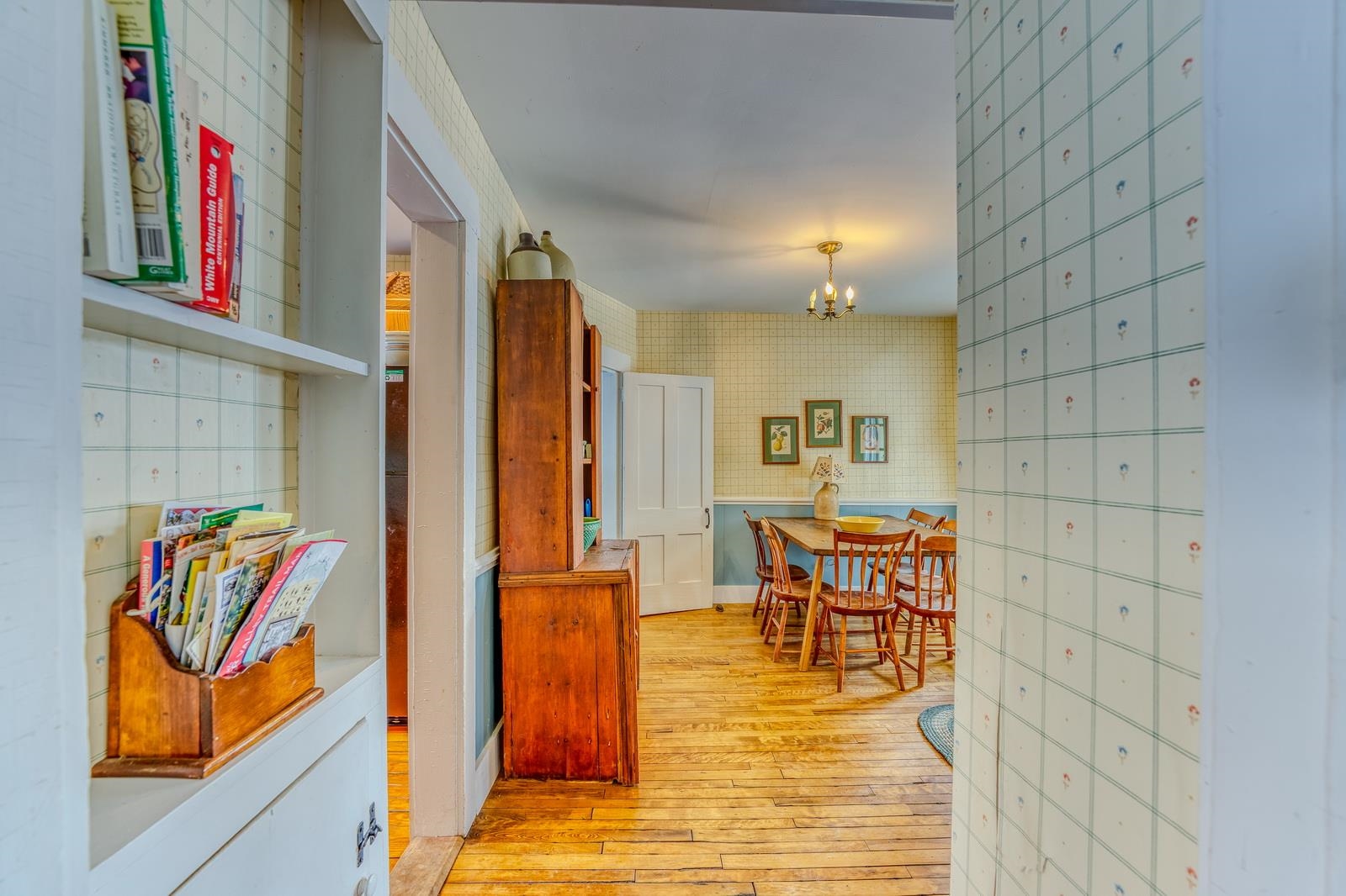 249 Mountain View Road Whitefield, NH 03598 - Photo 9 of 50