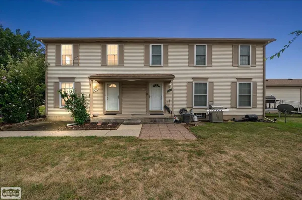 $134,900 | 8857 Sunrise Drive, Sterling Heights, MI 48312