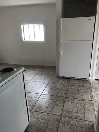 $950 | 610 West Park Avenue, Pharr, TX 78577