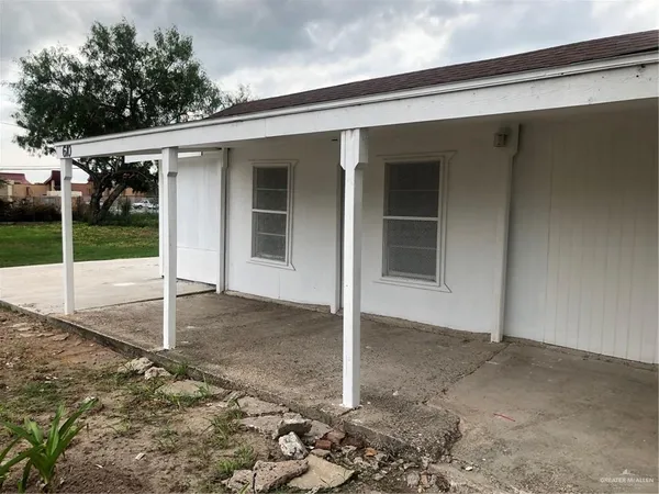 $950 | 610 West Park Avenue, Pharr, TX 78577