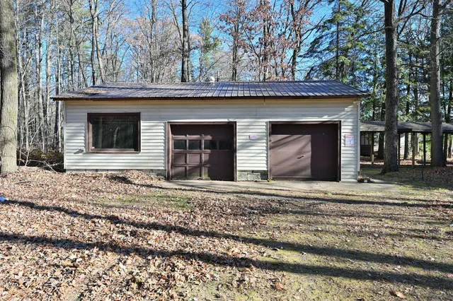 $275,000 | 7736 North Cr-e Bass Lake, Hayward, WI 54843