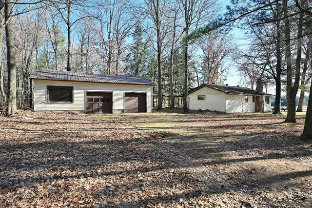 $275,000 | 7736 North Cr-e, Hayward, WI 54843