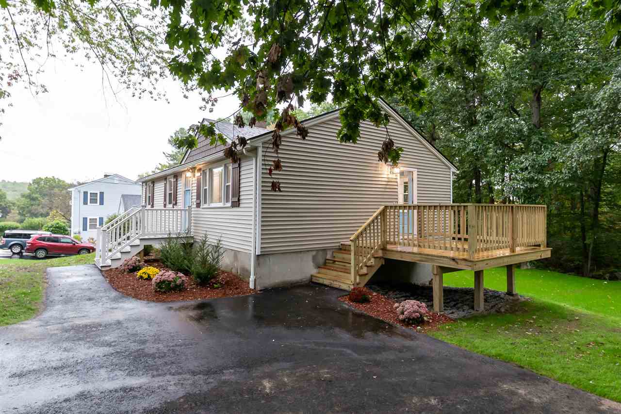 13 Gordon Road Derry, NH 03038 - Photo 3 of 26