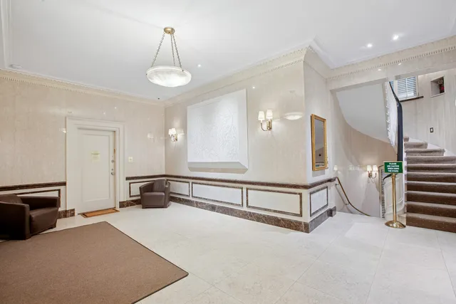 $2,695,000 | 521 Park Avenue, Unit 3C | Lenox Hill