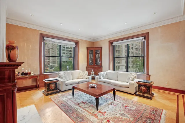 $2,695,000 | 521 Park Avenue, Unit 3C | Lenox Hill