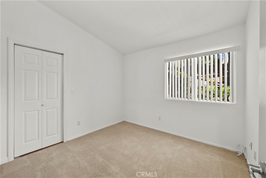 31343 Tobiah Place Castaic, CA 91384 - Photo 17 of 27