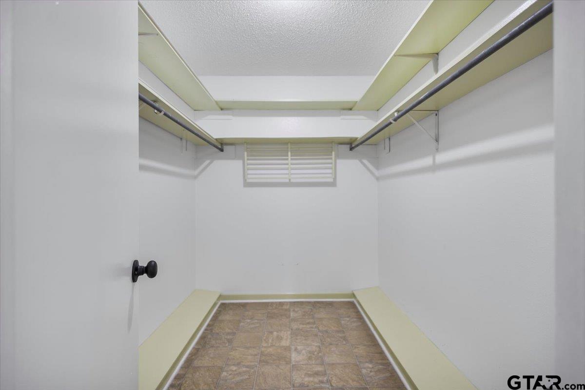 2320 Grangeway Road Marshall, TX 75672 - Photo 25 of 48