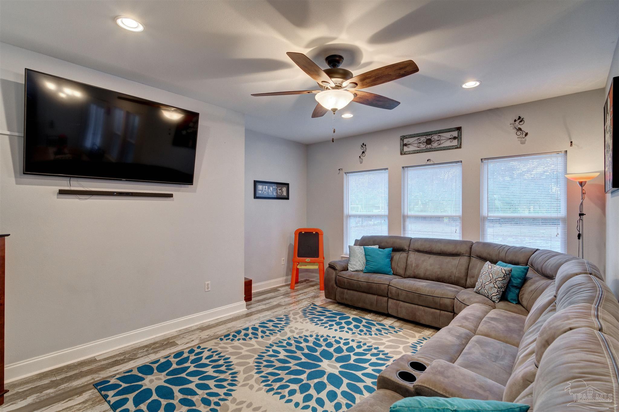 8853 Turkey Bluff Road Navarre, FL 32566 - Photo 5 of 50 Gallery Image 5