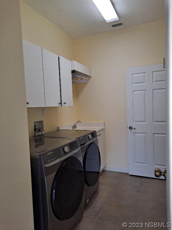 334 Airport Road New Smyrna Beach, FL 32168 - Photo 31 of 33 a utility room with dryer and washer