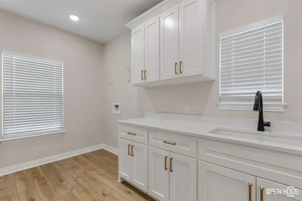 $614,900 | 304 Mariners Way, Wichita Falls, TX 76308