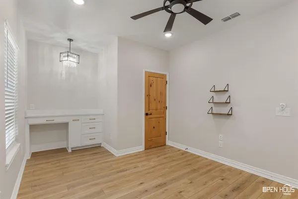$614,900 | 304 Mariners Way, Wichita Falls, TX 76308