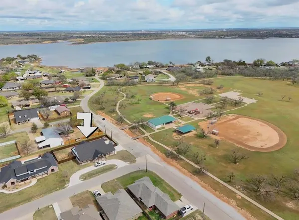 $614,900 | 304 Mariners Way, Wichita Falls, TX 76308