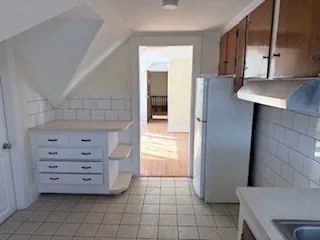 $1,900 | 445 Main Street, Unit 3, Wareham, MA 02571