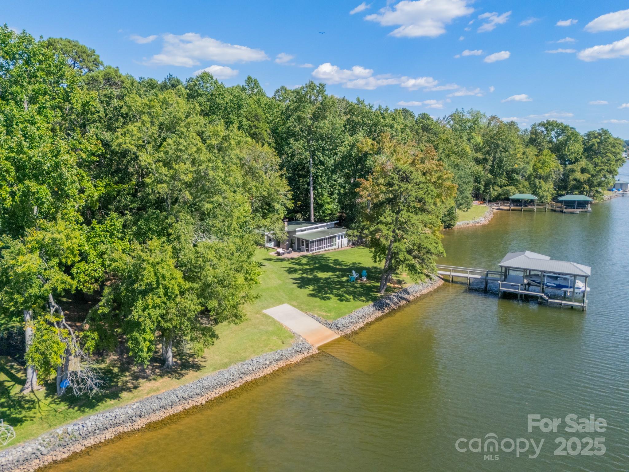 5141 Sunshine Harbor Road Clover, SC 29710 - Photo 5 of 47 Gallery Image 5
