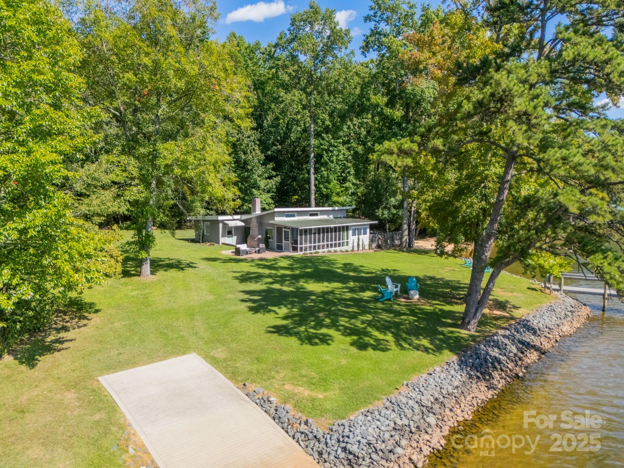 5141 Sunshine Harbor Road Clover, SC 29710 - Photo 6 of 47 Gallery Image 6