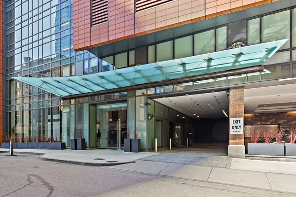 $5,750 | 45 Province Street, Unit 1605, Boston, MA 02108