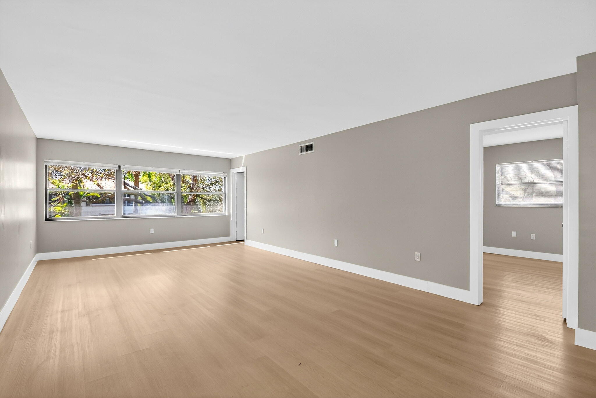 2018 Southwest 29th Court, Unit 642 Delray Beach, FL 33445 - Photo 13 of 22 IMG_7643