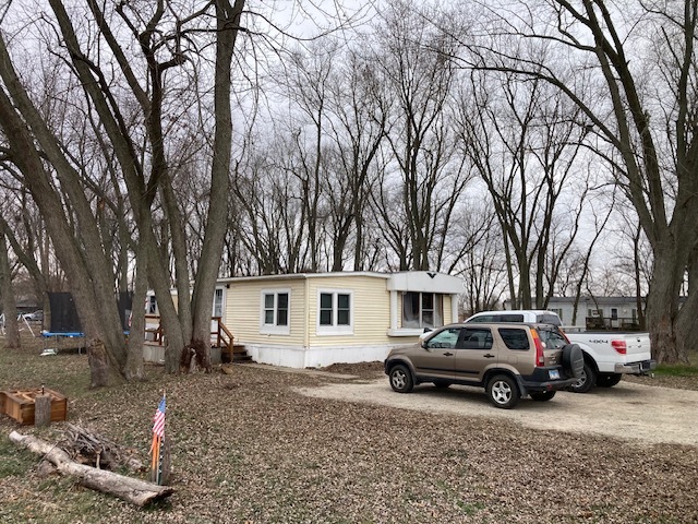 1055 West Main Street Braidwood, IL 60408 - Photo 2 of 2