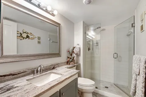 $649,000 | 5420 North Ocean Drive, Unit 301, Singer Island, FL 33404