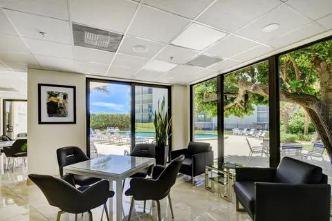 $649,000 | 5420 North Ocean Drive, Unit 301, Singer Island, FL 33404