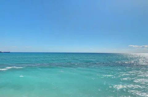 $649,000 | 5420 North Ocean Drive, Unit 301, Singer Island, FL 33404