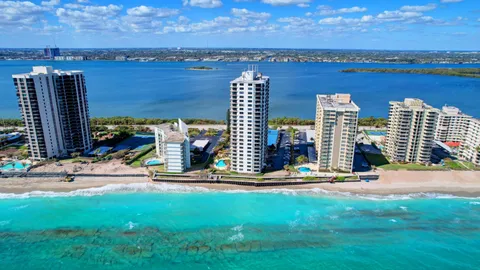 $649,000 | 5420 North Ocean Drive, Unit 301, Singer Island, FL 33404