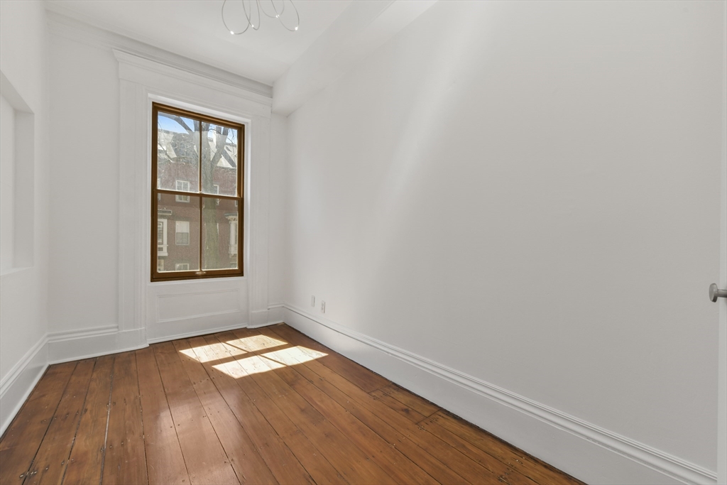 67 Rutland Street, Unit 2 Boston, MA 02118 - Photo 6 of 11