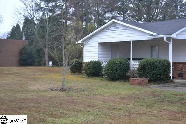 100 Gum Street Clinton, SC 29325 - Photo 12 of 14 Gallery Image 12