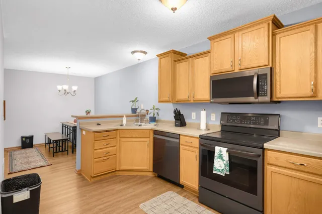 $259,900 | 5103 207th Street North, Forest Lake, MN 55025