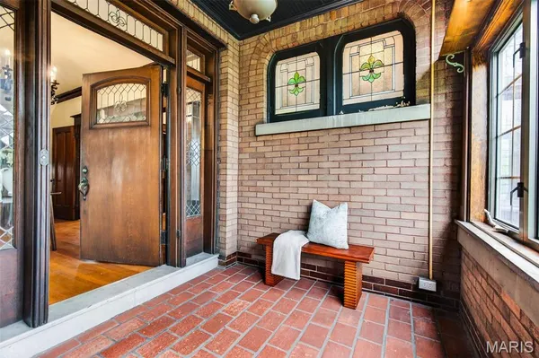 $799,900 | 6203 Washington Avenue, St. Louis, MO 63130
